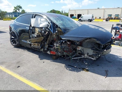 TESLA MODEL X 2020
