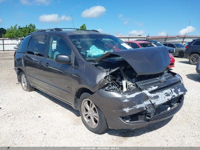 TOYOTA SIENNA 2004