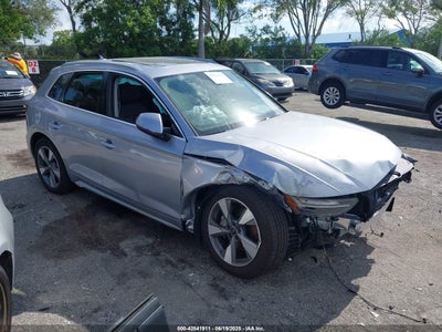 AUDI Q5 2025