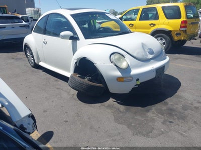 VOLKSWAGEN NEW BEETLE 2005