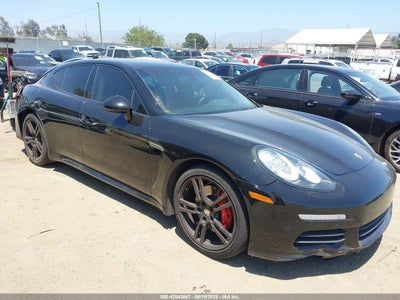 PORSCHE PANAMERA 2015