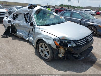 VOLKSWAGEN PASSAT 2015