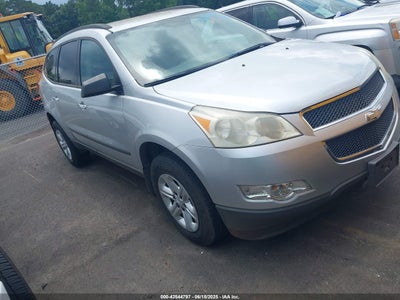 CHEVROLET TRAVERSE 2011
