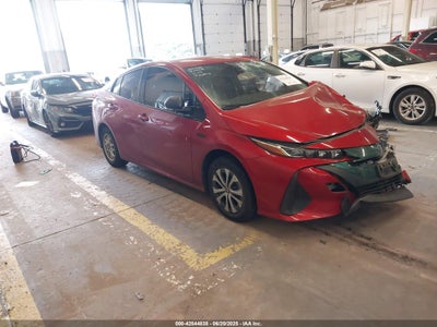TOYOTA PRIUS PRIME 2018