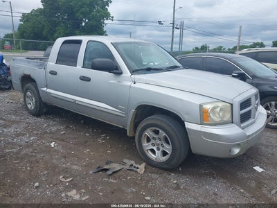 DODGE DAKOTA 2006
