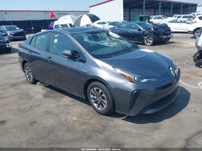 TOYOTA PRIUS 2019