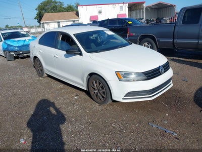 VOLKSWAGEN JETTA 2016