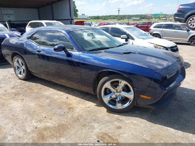 DODGE CHALLENGER 2013
