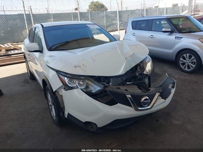 NISSAN ROGUE SPORT 2017