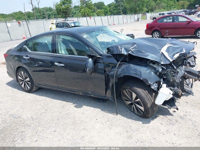 NISSAN ALTIMA 2022