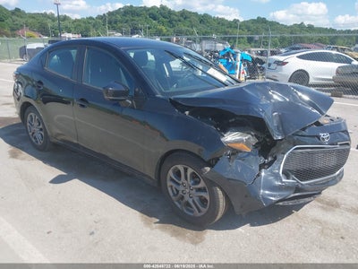 TOYOTA YARIS 2020