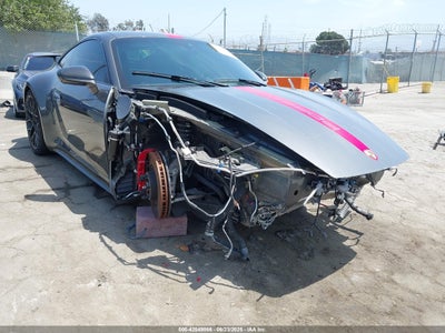 PORSCHE 911 2024