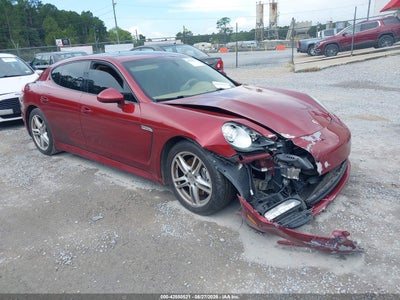 PORSCHE PANAMERA 2011