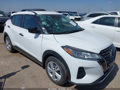 NISSAN KICKS 2023