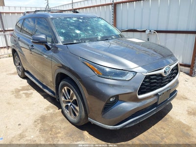 TOYOTA HIGHLANDER 2021