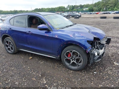 ALFA ROMEO STELVIO 2022