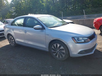 VOLKSWAGEN JETTA HYBRID 2013