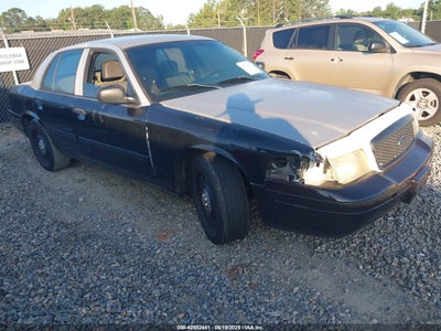 FORD CROWN VICTORIA 2010
