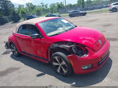 VOLKSWAGEN BEETLE 2013