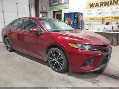 TOYOTA CAMRY 2018
