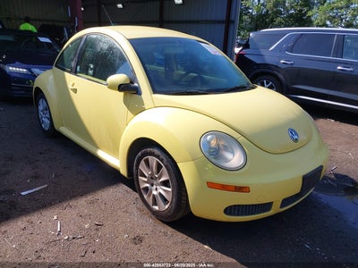 VOLKSWAGEN NEW BEETLE 2008
