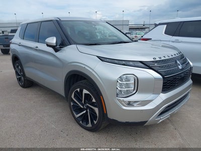 MITSUBISHI OUTLANDER 2023