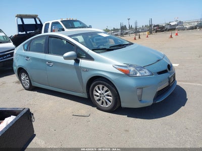 TOYOTA PRIUS PLUG-IN 2014