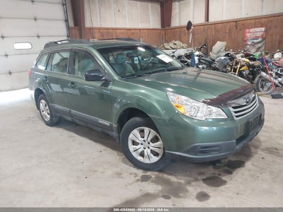 SUBARU OUTBACK 2011
