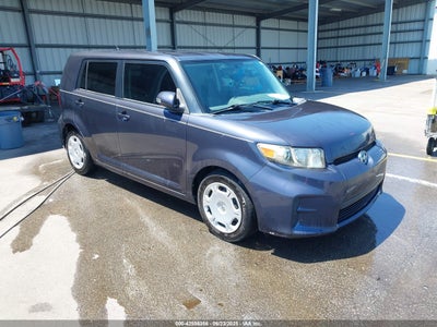 SCION XB 2011