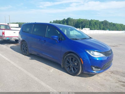 CHRYSLER PACIFICA 2020