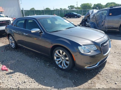 CHRYSLER 300 2019