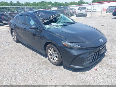 TOYOTA CAMRY 2025