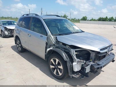 SUBARU FORESTER 2018