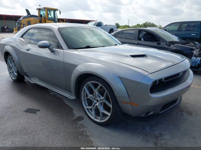 DODGE CHALLENGER 2016