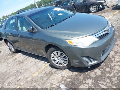 TOYOTA CAMRY 2013
