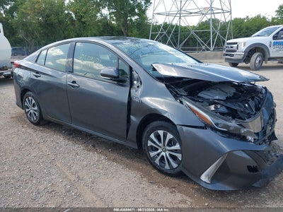 TOYOTA PRIUS PRIME 2020