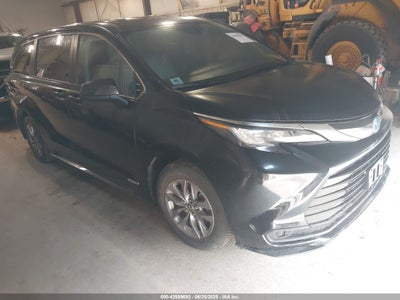 TOYOTA SIENNA 2021