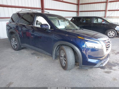 NISSAN PATHFINDER 2024