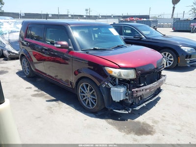 SCION XB 2011