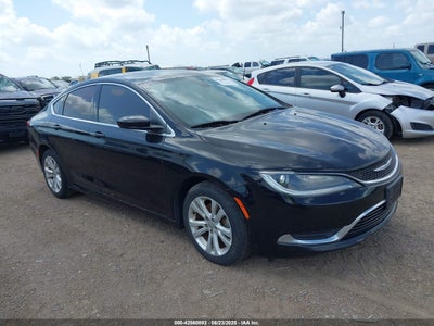 CHRYSLER 200 2015