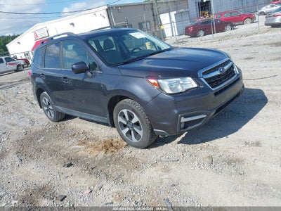 SUBARU FORESTER 2017