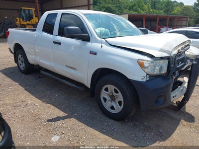 TOYOTA TUNDRA 2013