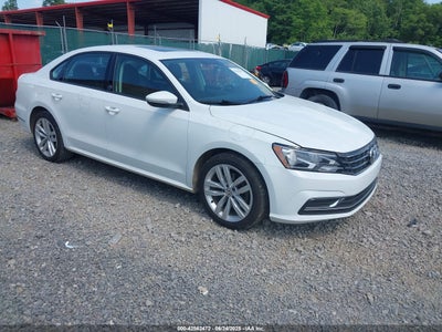 VOLKSWAGEN PASSAT 2019