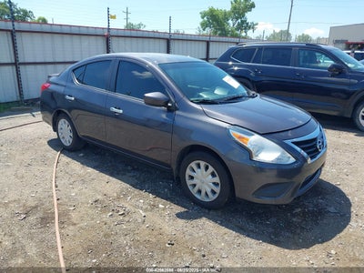 NISSAN VERSA 2015