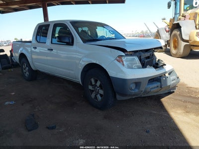 NISSAN FRONTIER 2016