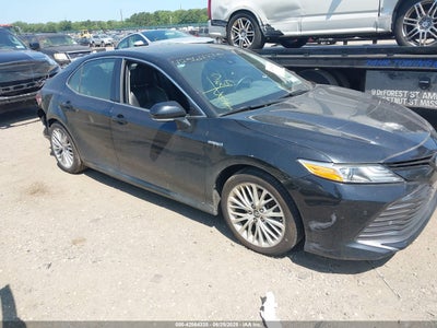 TOYOTA CAMRY HYBRID 2018