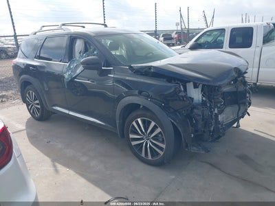 NISSAN PATHFINDER 2024