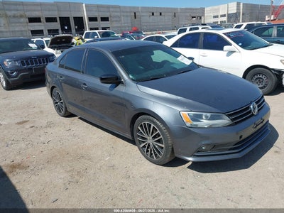 VOLKSWAGEN JETTA 2015