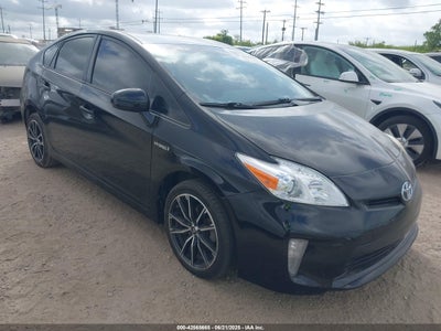TOYOTA PRIUS 2013