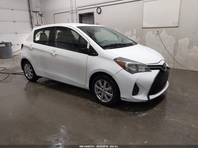 TOYOTA YARIS 2015